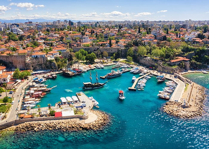 What is the Best Country for Dental Implants in 2026? Dental tourism